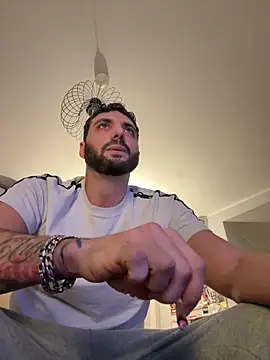 Simon-xx online show from 03-07-26, 08:50