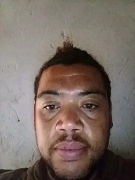 Snapshot of Craydon12 chatting on 11-15-25, 09:06 Craydon12 online show from 11-15-25, 09:06