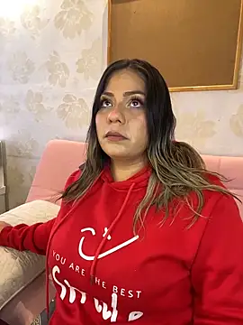 isabella horney  online show from 02-08-26, 12:08