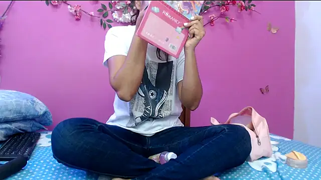 skinnybarbie022 online show from 03-17-26, 12:59