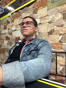 Kurtxxx22 online show from 10-08-25, 09:56