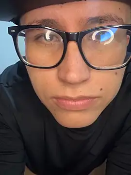 Kurtxxx22 online show from 11-06-25, 03:29