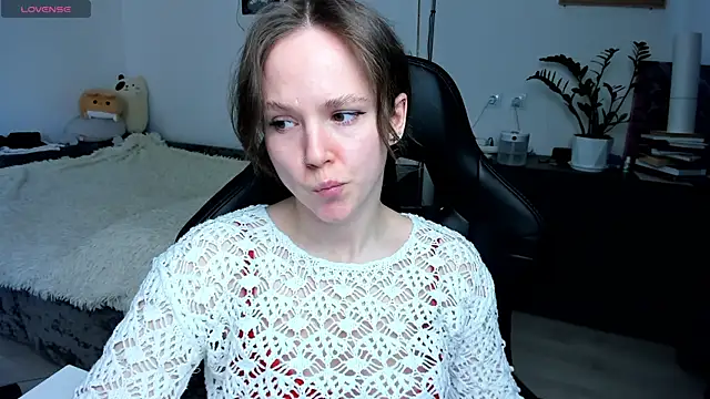 cute little ass online show from 05-07-26, 01:05