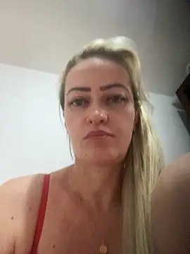 Alerquinasc online show from 10-22-25, 01:06