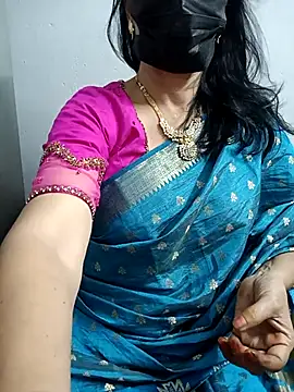 ammala honey online show from 10-31-25, 03:02