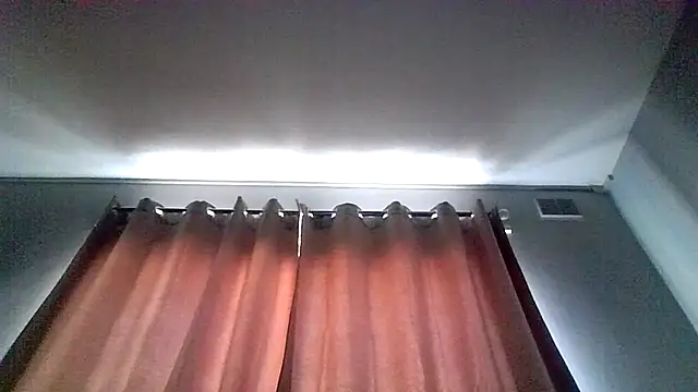 RUBY-ROSE-SWINGS online show from 11-28-25, 11:24