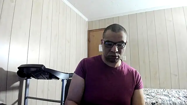 NaturalBeautyQueen online show from 06-26-26, 01:26