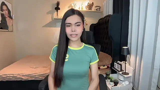 Princess Material online show from 06-20-26, 07:11