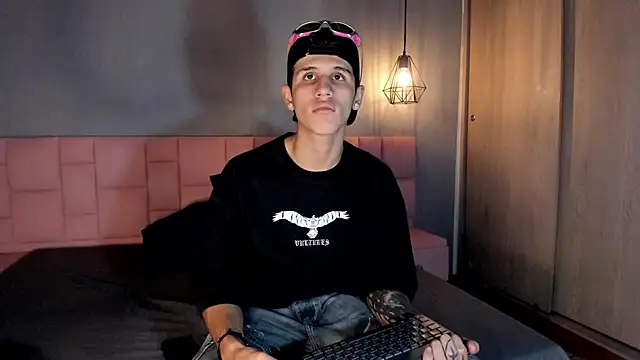  realwav online show from 11-20-25, 05:01