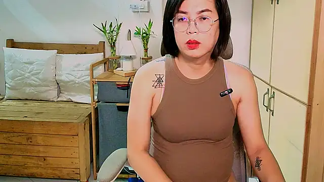 moriliciousxxx online show from 05-12-26, 11:46