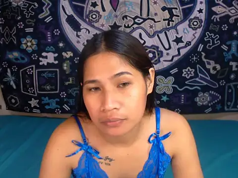 Snapshot of WiseeBella chatting on 09-15-25, 07:47 WiseeBella online show from 09-15-25, 07:47