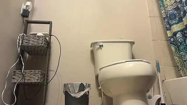 bearcub300 online show from 11-13-25, 03:55