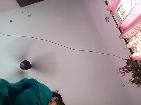 thanusi 2 online show from 09-15-25, 04:45