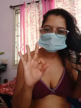 Snapshot of thanusi_2 chatting on 07-07-26, 05:43 thanusi 2 online show from 07-07-26, 05:43
