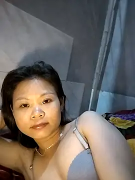 LinhNa999 online show from 11-12-25, 12:38