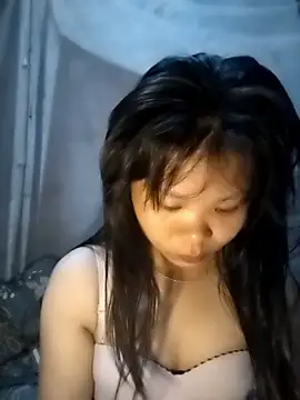 Snapshot of LinhNa999 chatting on 03-03-26, 03:34 LinhNa999 online show from 03-03-26, 03:34