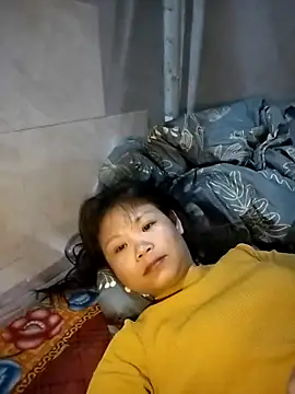 Snapshot of LinhNa999 chatting on 03-12-26, 01:06 LinhNa999 online show from 03-12-26, 01:06