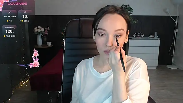 Sexy Alexia69 online show from 09-20-25, 11:00