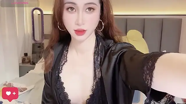 wuyueaini online show from 04-18-26, 07:01