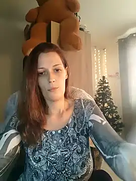 Mila Luciphya online show from 12-04-25, 02:37