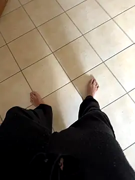 Snapshot of Manu97k chatting on 09-21-25, 10:17 Manu97k online show from 09-21-25, 10:17