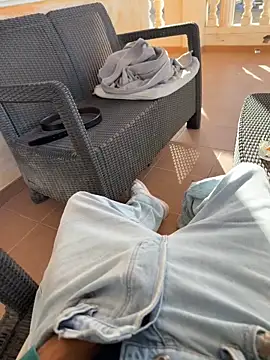 Snapshot of Manu97k chatting on 11-12-25, 09:10 Manu97k online show from 11-12-25, 09:10