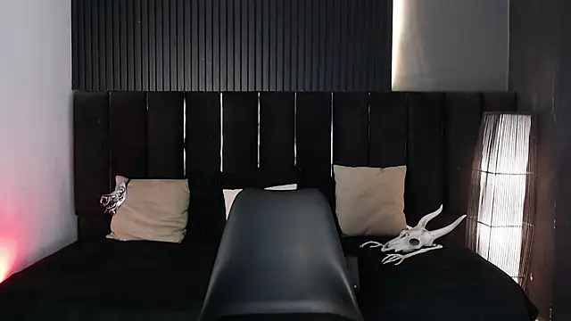 Dominic ghost online show from 10-18-25, 10:10