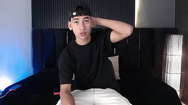 Dominic ghost online show from 03-04-26, 12:05