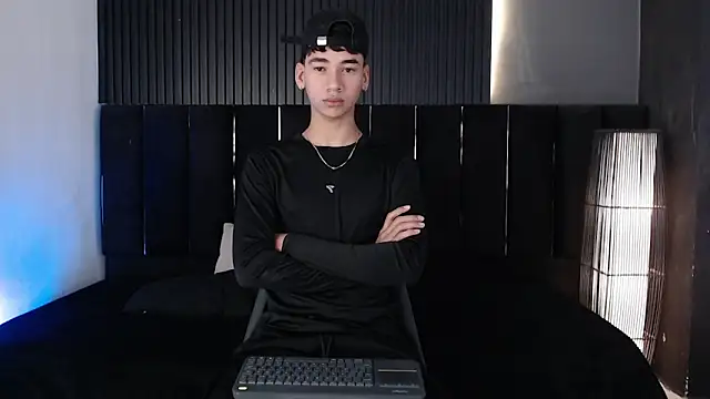 Dominic ghost online show from 03-14-26, 03:23