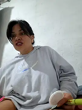 astridcollinsvip online show from 02-19-26, 05:36