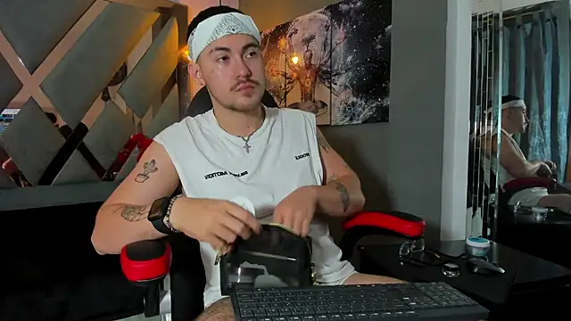 BrunoWalkerr online show from 10-17-25, 12:41