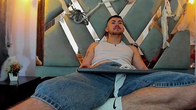 BrunoWalkerr online show from 11-03-25, 12:06