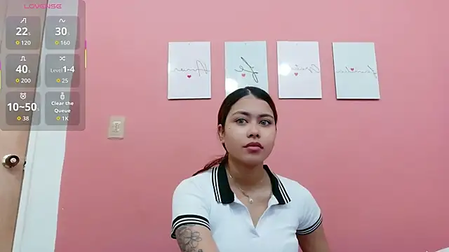 Snapshot of little_beillis chatting on 10-15-25, 01:33 little beillis online show from 10-15-25, 01:33