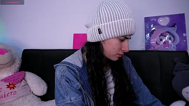Alynn Bri  online show from 07-11-26, 03:31