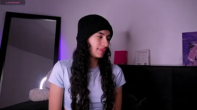 Alynn Bri  online show from 07-28-26, 03:13
