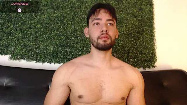 Snapshot of sam_ford_2 chatting on 03-02-26, 12:57 sam ford 2 online show from 03-02-26, 12:57