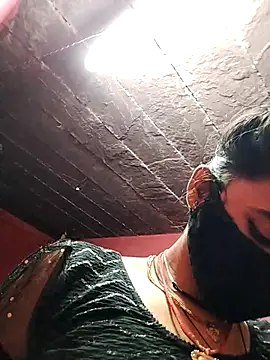 Snapshot of Deepika_joshi chatting on 10-05-25, 11:41 Deepika joshi online show from 10-05-25, 11:41