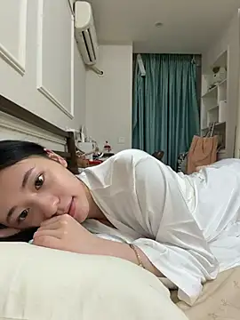 Snapshot of shishi0688 chatting on 05-15-26, 05:20 shishi0688 online show from 05-15-26, 05:20
