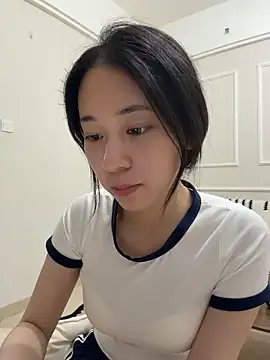 Snapshot of shishi0688 chatting on 05-17-26, 03:30 shishi0688 online show from 05-17-26, 03:30