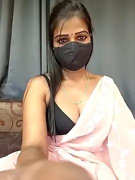 Misss-julli online show from 10-11-25, 04:38