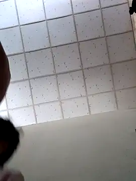 Snapshot of Samia_102 chatting on 05-09-26, 07:24 Samia 102 online show from 05-09-26, 07:24