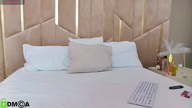 RubyVibe  online show from 10-11-25, 03:39