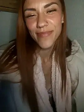 Snapshot of SlimBellaa chatting on 09-17-25, 08:54 SlimBellaa online show from 09-17-25, 08:54