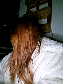 Snapshot of SlimBellaa chatting on 10-03-25, 09:01 SlimBellaa online show from 10-03-25, 09:01