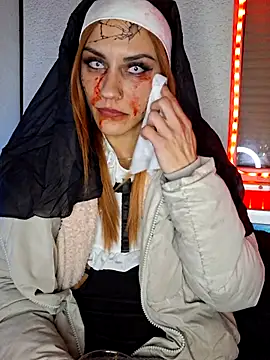 Snapshot of SlimBellaa chatting on 11-01-25, 01:51 SlimBellaa online show from 11-01-25, 01:51