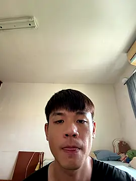 Snapshot of Foxfoxfox4 chatting on 10-28-25, 03:21 Foxfoxfox4 online show from 10-28-25, 03:21