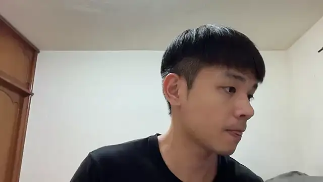 Snapshot of Foxfoxfox4 chatting on 02-15-26, 03:20 Foxfoxfox4 online show from 02-15-26, 03:20