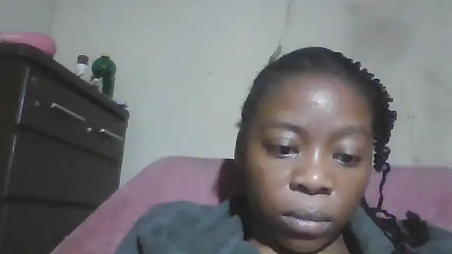 Snapshot of sexyhotchic93 chatting on 09-21-25, 07:37 sexyhotchic93 online show from 09-21-25, 07:37