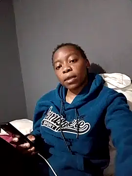 sexyhotchic93 online show from 11-08-25, 06:40