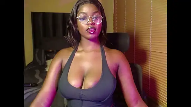 Snapshot of NawtyLisa chatting on 04-16-26, 10:34 NawtyLisa online show from 04-16-26, 10:34